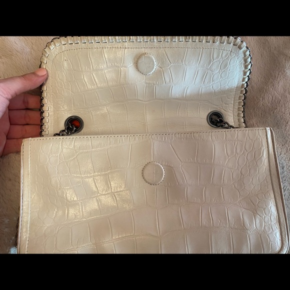 Henri Bendel satchel - Picture 6 of 6